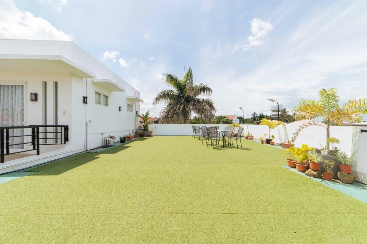 Reddoorz Premium @ Guadalupe Village Davao Экстерьер фото